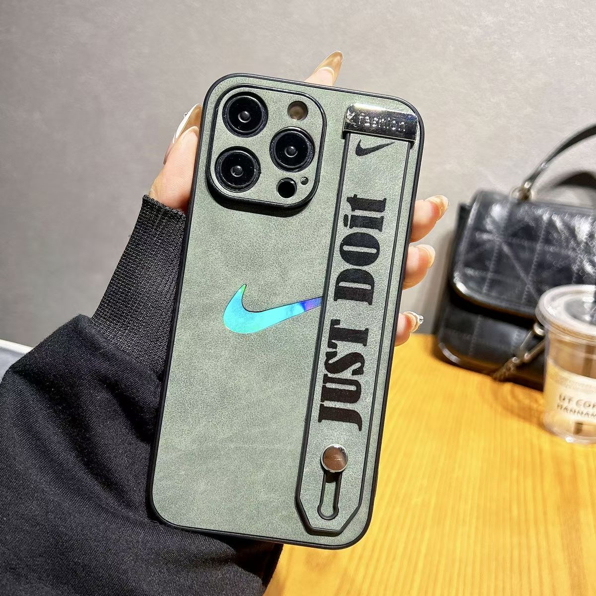 【Sport】Stylish Suede Leather iPhone case